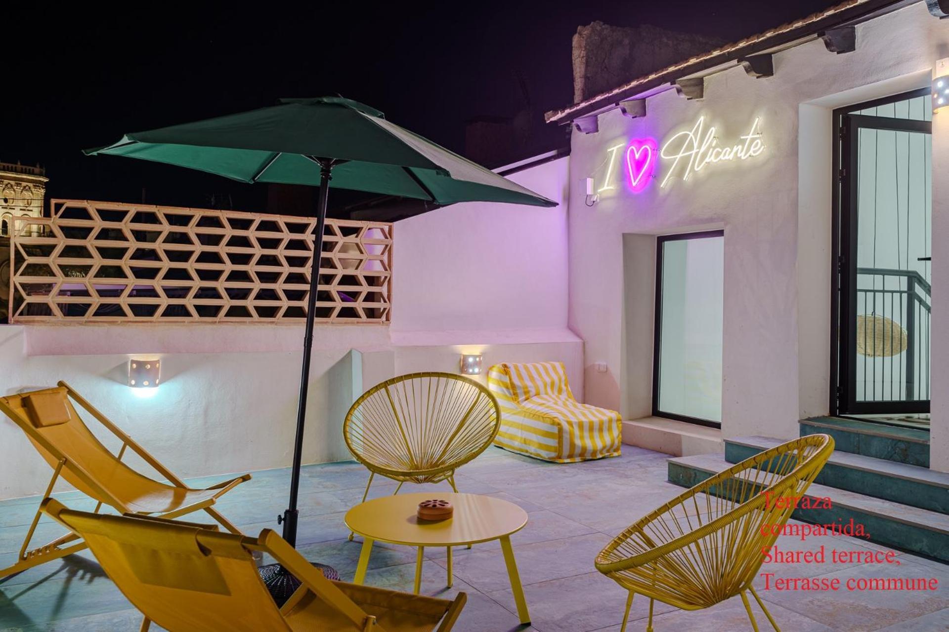 Cozy Charming Apartment In Historic Center Alicante Kültér fotó